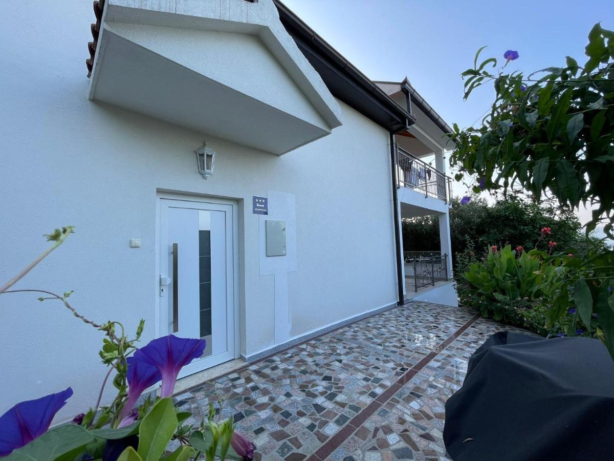 Tole Villa Podaca Εξωτερικό φωτογραφία